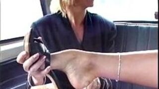 Hot blonde babe getting her sexy porn video